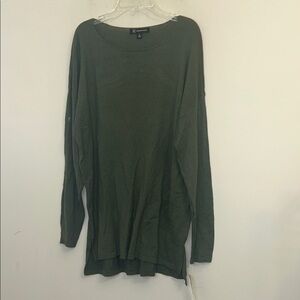 71.  INC International Concepts Forest Green Crew Neck Sweater size xl